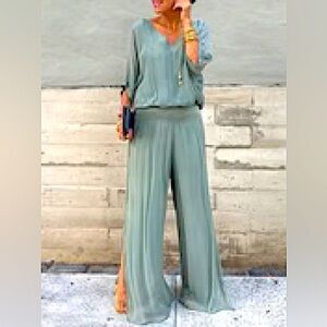 NWOT ESMERALDA – ELEGANT CHIFFON WIDE-LEG PANTS TWO-PIECE SET Never Worn